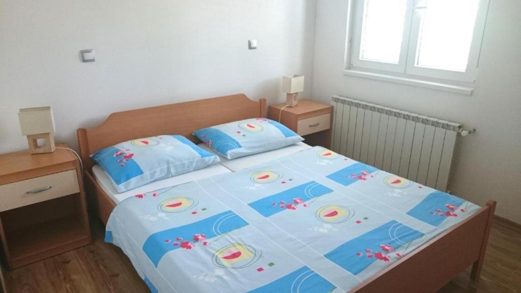 Apartment Jure Primošten Екстериор снимка