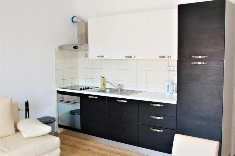 Apartment Jure Primošten Екстериор снимка
