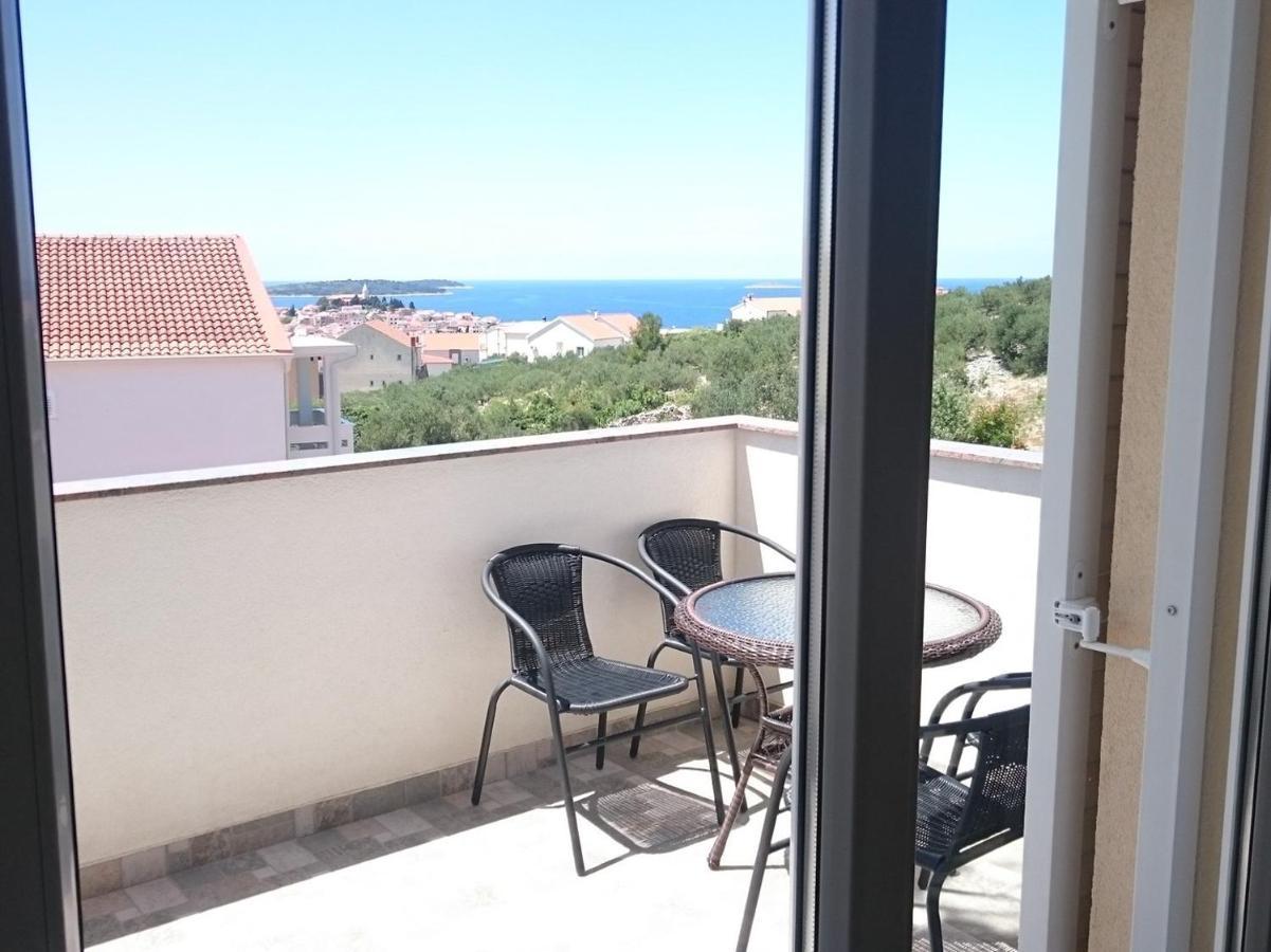 Apartment Jure Primošten Екстериор снимка